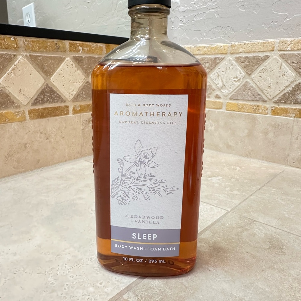 Bath & Body Works Aromatherapy Cedarwood Vanilla Sleep Bath Soak